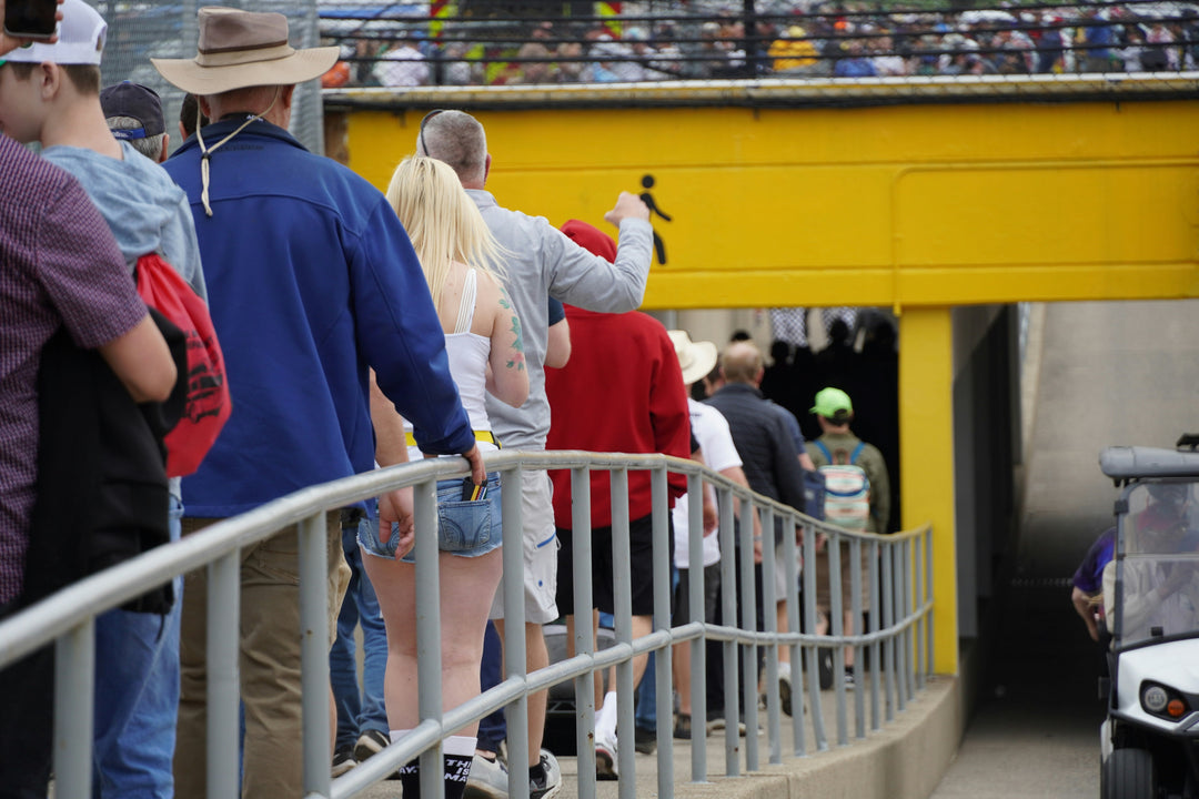 What to Wear to a Race Track: A Fan’s Guide to Comfort and Style